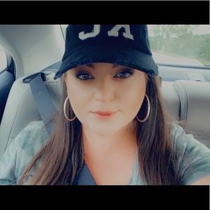 Meet your Posher, Hailey